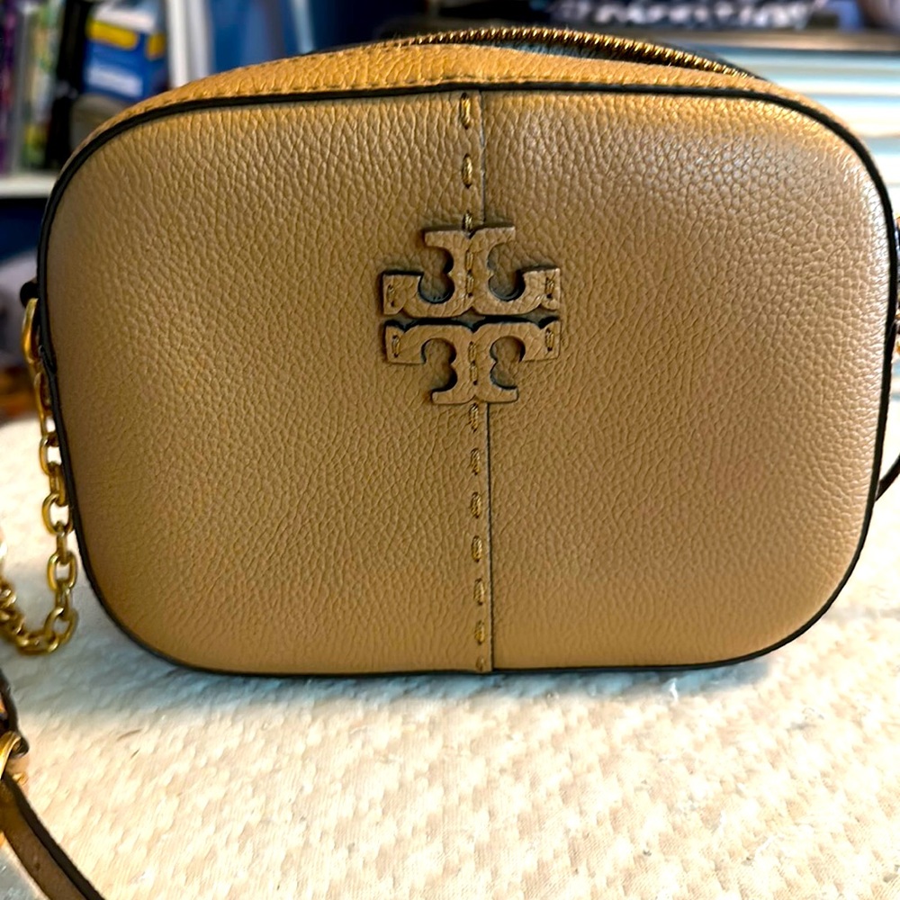 Tory Burch camera bag excellent condition